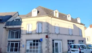  BUREAUX 170 m² PONTIVY