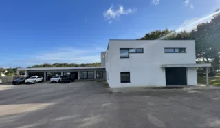  BUREAUX 350 m² LARMOR PLAGE