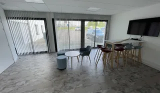  BUREAUX 350 m² LARMOR PLAGE