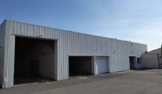  LOCAL D’ACTIVITÉS 350 m² env MONTBERT NANTES SUD LOIRE