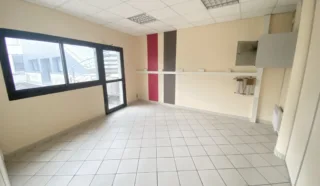  BUREAUX 231 m² BREST