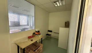  BUREAUX 105 M²  SAINT-GREGOIRE