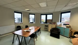  BUREAUX 105 M²  SAINT-GREGOIRE