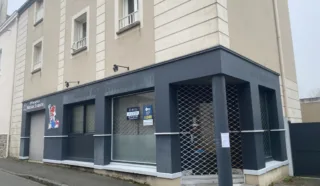  LOCAL PROFESSIONNEL 62 m² ST MALO