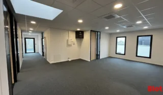  BUREAUX 150 m² BRUZ