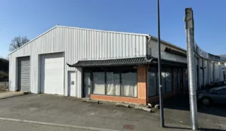  LOCAL COMMERCIAL 580 m² LORIENT