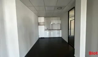  BUREAUX 400 m² PACÉ